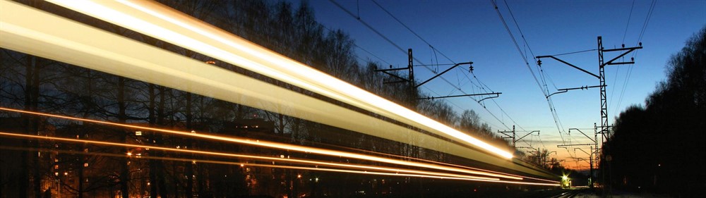 train-in-night.jpg 