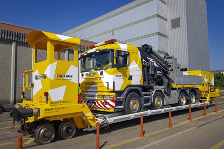 Self-Propelled Flat Trailers