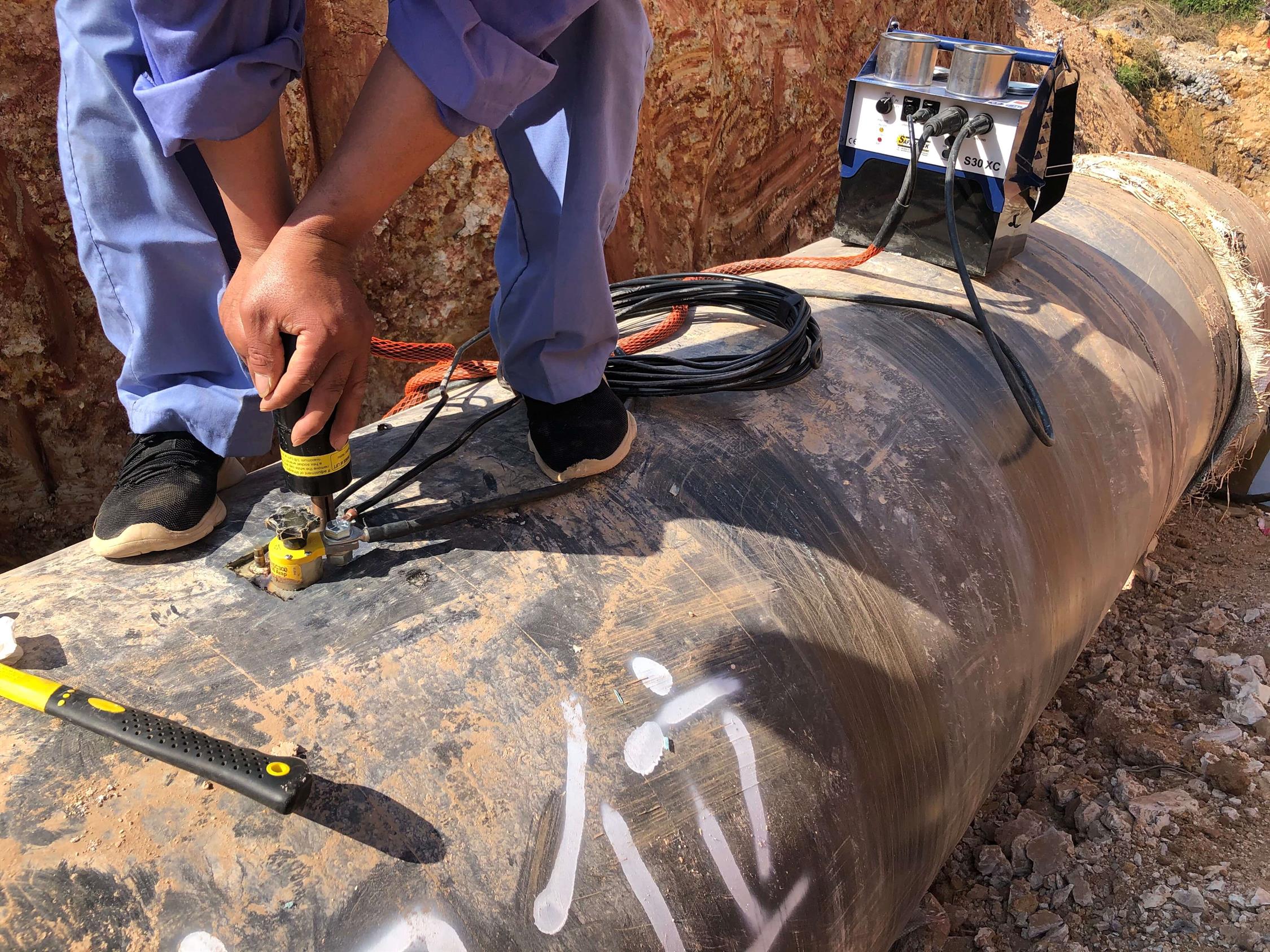 S30XC Pin Brazing equipment with automatic gun, S4